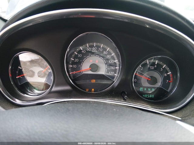 45026505 :رقم المزاد ، 1C3BCBEG2EN127302 vin ، 2014 Chrysler 200 Touring مزاد بيع