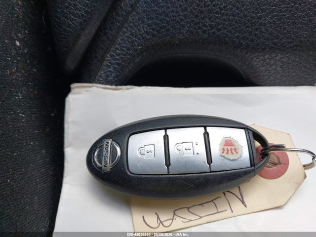 2015 Nissan Rogue Sv მანქანა იყიდება აუქციონზე, vin: 5N1AT2MVXFC830212, აუქციონის ნომერი: 45026553