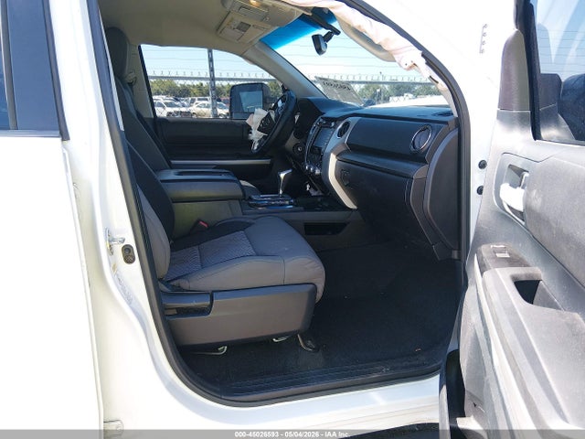 5TFDW5F15GX510438 Toyota Tundra Sr5 5.7l V8
