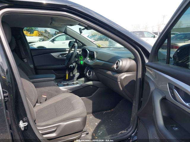 45026663 :رقم المزاد ، 3GNKBBRA8MS567086 vin ، 2021 Chevrolet Blazer Fwd 1lt مزاد بيع