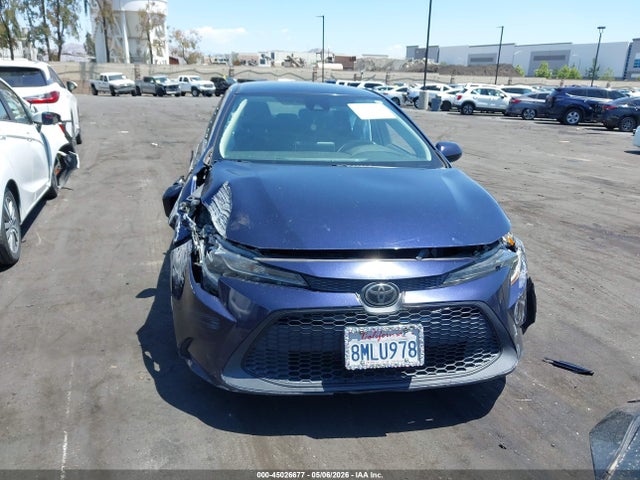 5YFEPRAE8LP037663 Toyota COROLLA LE
