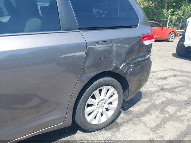 Продаж на аукціоні авто 2014 Toyota Sienna Le 7 Passenger, vin: 5TDJK3DC9ES091116, номер лоту: 45026700