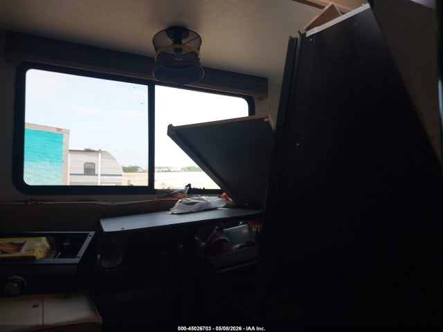 Продажа на аукционе авто 2025 Dutchmen Astoria, vin: 4YDTAAP20SZ915482, номер лота: 45026703