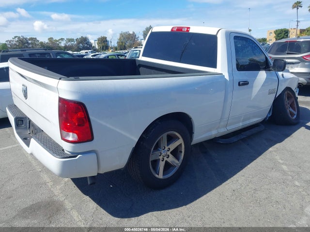 3C6JR6AG4HG742120 RAM 1500 Express 4x2 6&#039;4 Box