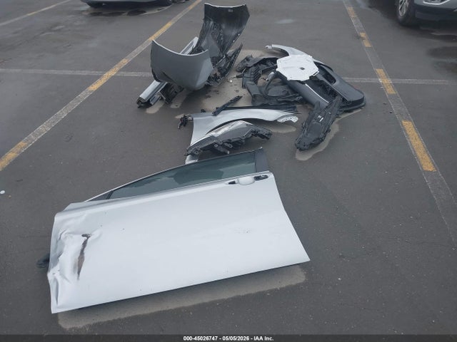 45026747 :رقم المزاد ، 4T1J11AK5LU908105 vin ، 2020 Toyota Camry Se مزاد بيع