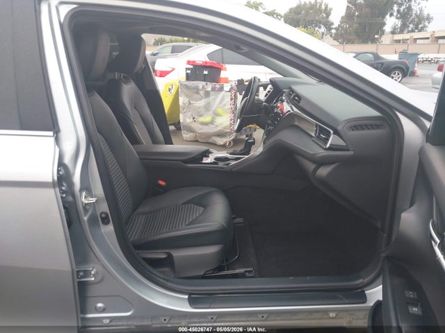 45026747 :رقم المزاد ، 4T1J11AK5LU908105 vin ، 2020 Toyota Camry Se مزاد بيع