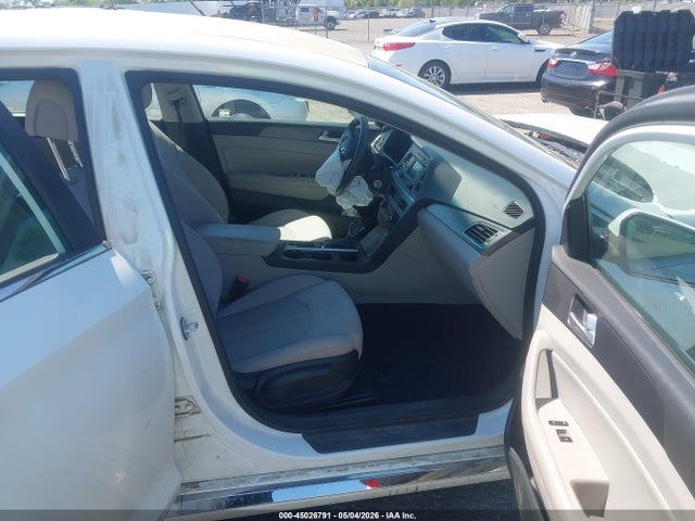 Aukcja sprzedaży 2015 Hyundai Sonata Sport, vin: 5NPE34AF5FH059645, numer aukcji: 45026791