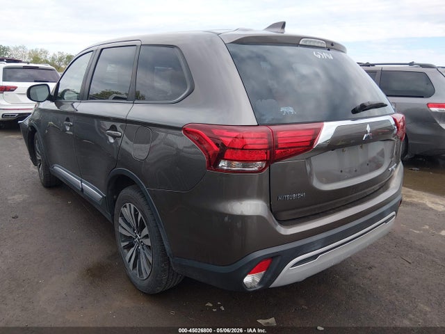 Aukcja sprzedaży 2019 Mitsubishi Outlander Se, vin: JA4AZ3A32KZ005133, numer aukcji: 45026800