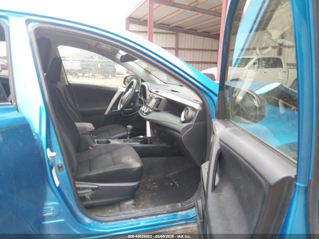 Продаж на аукціоні авто 2018 Toyota Rav4 Le, vin: JTMBFREV7JJ720293, номер лоту: 45026802