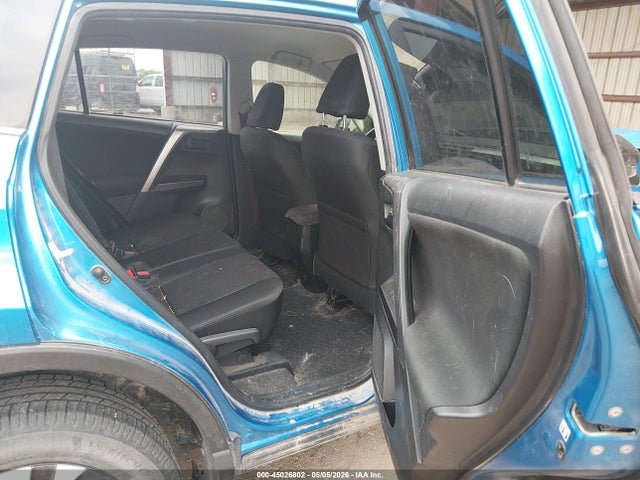 Продаж на аукціоні авто 2018 Toyota Rav4 Le, vin: JTMBFREV7JJ720293, номер лоту: 45026802