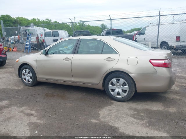 45026808 :رقم المزاد ، 4T1BE46KX9U408307 vin ، 2009 Toyota Camry Le مزاد بيع