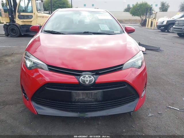 2T1BURHE2JC056157 Toyota COROLLA LE