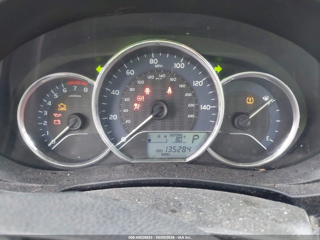 45026853 :رقم المزاد ، 5YFBURHE8EP100989 vin ، 2014 Toyota Corolla Le مزاد بيع