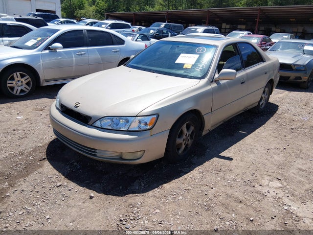 45026878 :رقم المزاد ، JT8BF28G2W0115078 vin ، 1998 Lexus Es 300 مزاد بيع