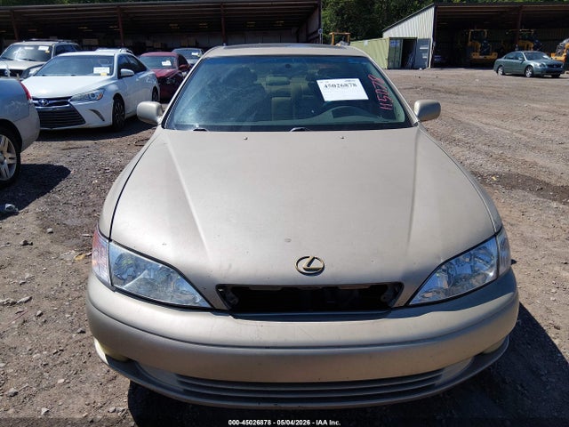 45026878 :رقم المزاد ، JT8BF28G2W0115078 vin ، 1998 Lexus Es 300 مزاد بيع
