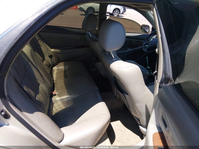 45026878 :رقم المزاد ، JT8BF28G2W0115078 vin ، 1998 Lexus Es 300 مزاد بيع