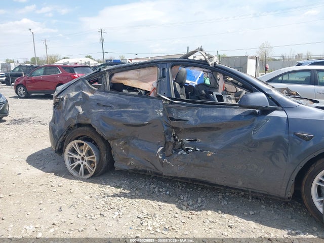 Продажа на аукционе авто 2023 Tesla Model Y Awd/long Range Dual Motor All-wheel Drive, vin: 7SAYGDEE2PA211819, номер лота: 45026889