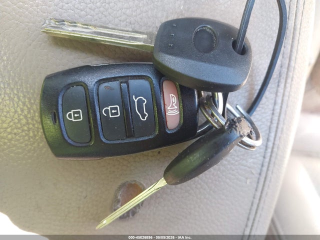 45026896 :رقم المزاد ، KNDJJ741795022350 vin ، 2009 Kia Borrego Ex V6 مزاد بيع