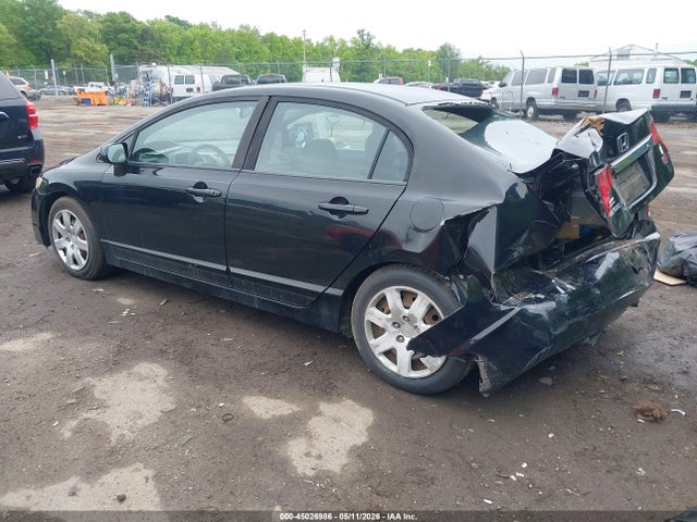45026986 :رقم المزاد ، 19XFA1F58BE036352 vin ، 2011 Honda Civic Lx مزاد بيع