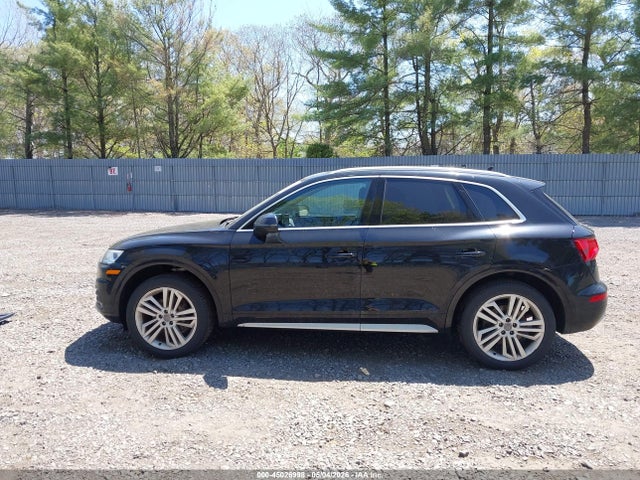 2018 Audi Q5 2.0t Premium/2.0t Tech Premium მანქანა იყიდება აუქციონზე, vin: WA1BNAFY4J2029711, აუქციონის ნომერი: 45026998