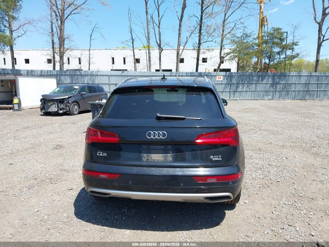2018 Audi Q5 2.0t Premium/2.0t Tech Premium მანქანა იყიდება აუქციონზე, vin: WA1BNAFY4J2029711, აუქციონის ნომერი: 45026998