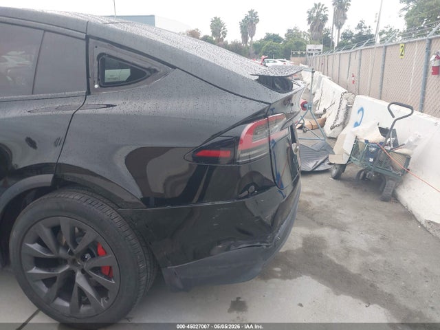 Продаж на аукціоні авто 2023 Tesla Model X Plaid Tri Motor All-wheel Drive, vin: 7SAXCBE67PF431299, номер лоту: 45027007
