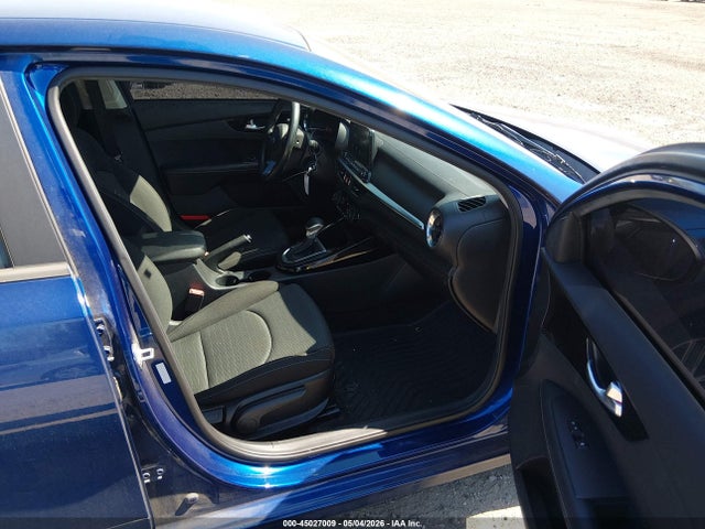 45027009 :رقم المزاد ، 3KPF34AD5KE023665 vin ، 2019 Kia Forte S مزاد بيع