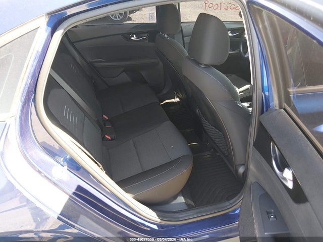 45027009 :رقم المزاد ، 3KPF34AD5KE023665 vin ، 2019 Kia Forte S مزاد بيع