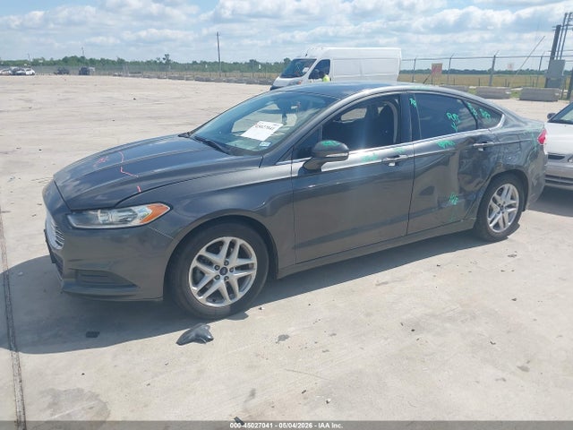 3FA6P0H72FR104060 Ford FUSION SE