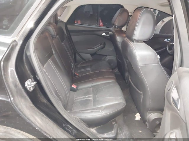 1FADP3N22EL420931 Ford Focus Titanium