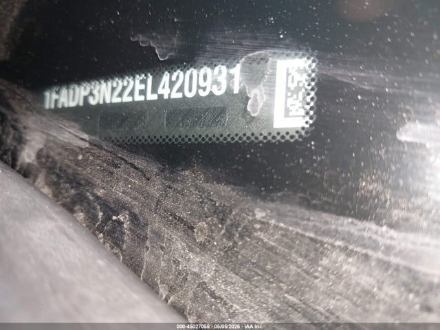 1FADP3N22EL420931 Ford Focus Titanium