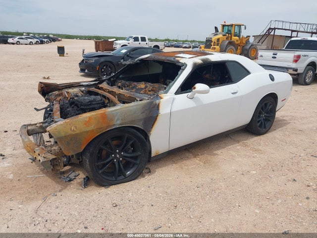 Продаж на аукціоні авто 2018 Dodge Challenger Sxt, vin: 2C3CDZAGXJH305203, номер лоту: 45027061