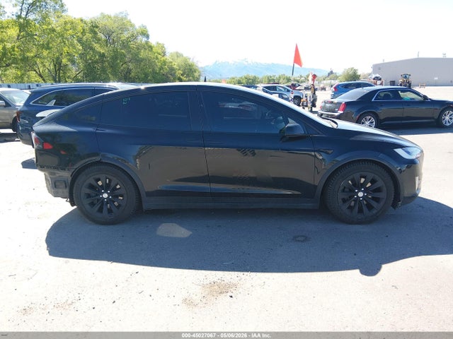 5YJXCBE26JF112171 Tesla Model X 100d/75d/p100d