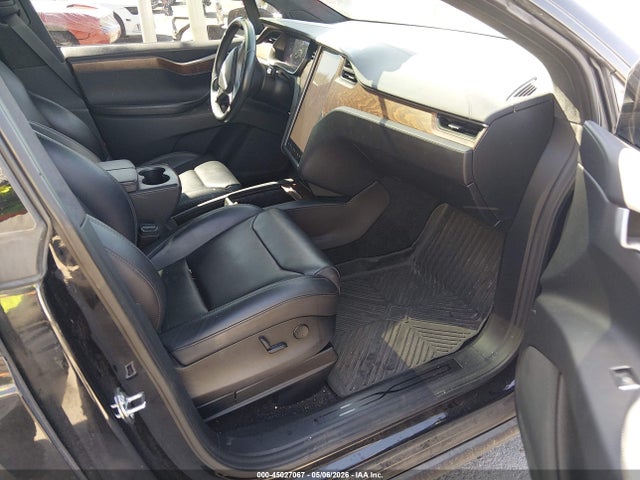 5YJXCBE26JF112171 Tesla Model X 100d/75d/p100d