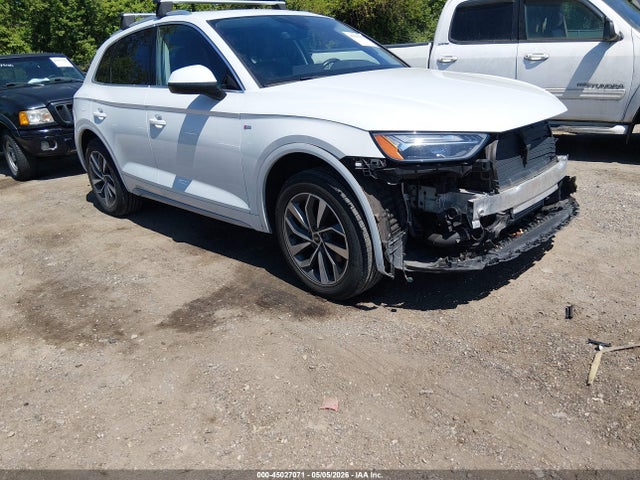 45027071 :رقم المزاد ، WA1EAAFY9N2076005 vin ، 2022 Audi Q5 Premium Plus 45 Tfsi S Line Quattro S Tronic مزاد بيع