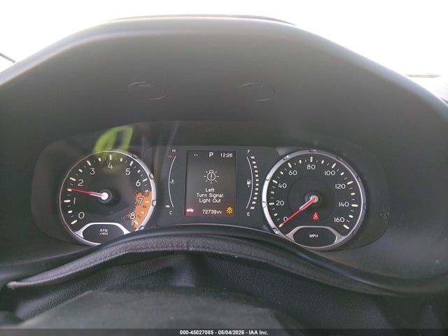 Продажа на аукционе авто 2015 Jeep Renegade Latitude, vin: ZACCJBBT0FPB52981, номер лота: 45027085
