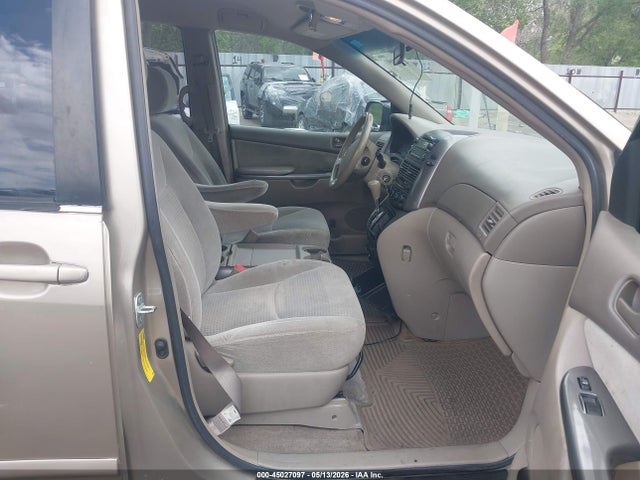 2006 Toyota Sienna Ce მანქანა იყიდება აუქციონზე, vin: 5TDZA23C16S571721, აუქციონის ნომერი: 45027097