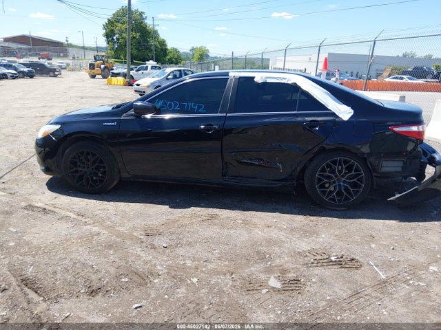 4T1BD1FK5GU188833 Toyota Camry Hybrid Le