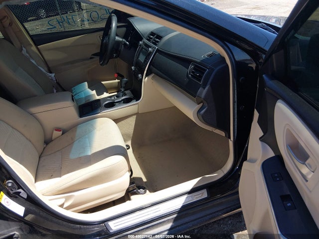 4T1BD1FK5GU188833 Toyota Camry Hybrid Le