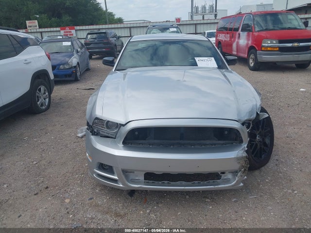 Ford Mustang V6 2014 1ZVBP8AM0E5306045 Image 13