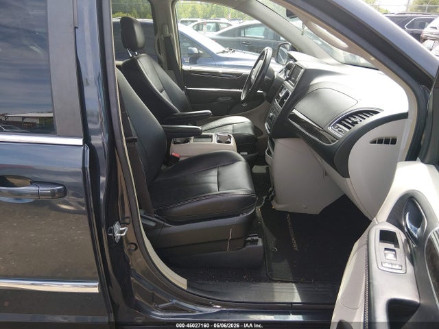 2014 Chrysler Town & Country Touring მანქანა იყიდება აუქციონზე, vin: 2C4RC1BG9ER246475, აუქციონის ნომერი: 45027160