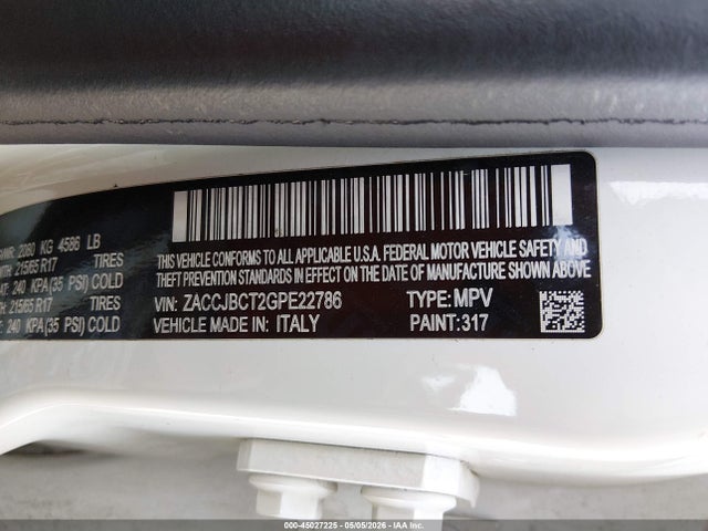45027225 :رقم المزاد ، ZACCJBCT2GPE22786 vin ، 2016 Jeep Renegade Trailhawk مزاد بيع