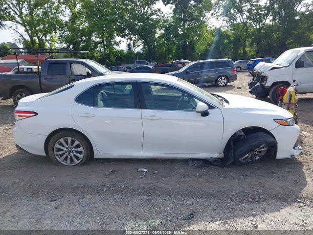 4T1B11HK0JU595133 Toyota CAMRY LE