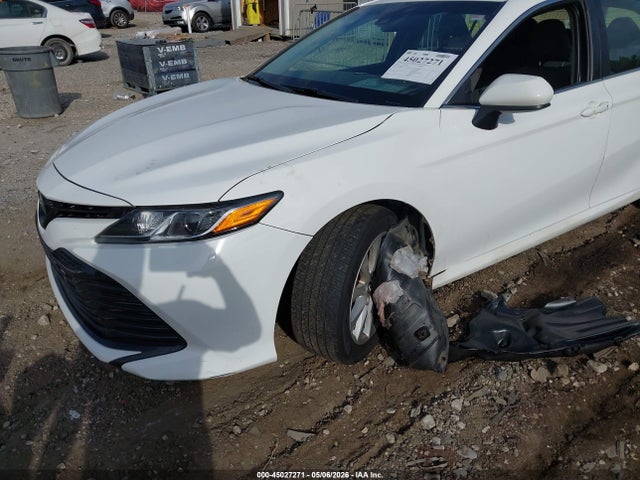 4T1B11HK0JU595133 Toyota CAMRY LE