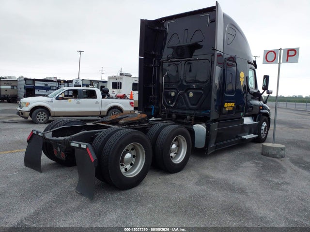 Продаж на аукціоні авто 2017 Freightliner Cascadia 125, vin: 3AKJGLDR3HSJJ8481, номер лоту: 45027290