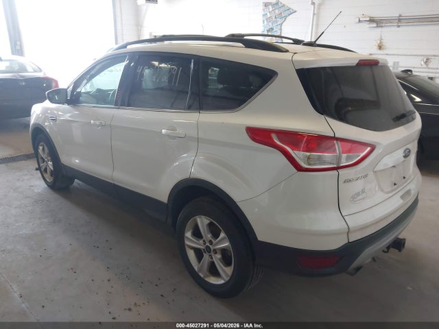 Продажа на аукционе авто 2015 Ford Escape Se, vin: 1FMCU9G97FUC48348, номер лота: 45027291
