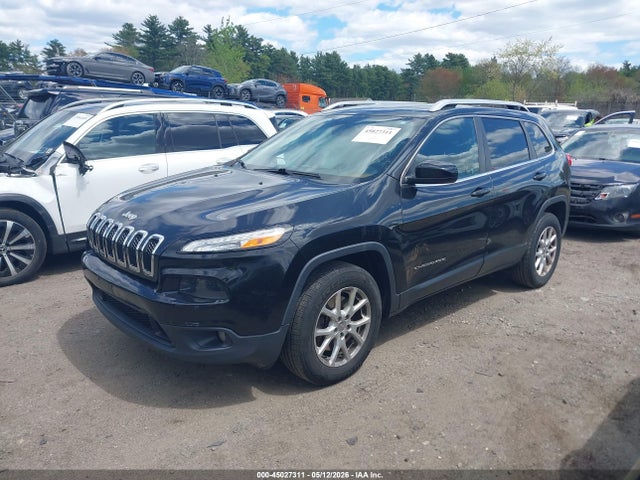 Jeep Cherokee Latitude 2015 1C4PJMCB0FW648900 Image 2