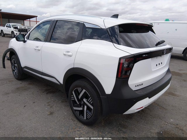 3N8AP6CE6TL324463 Nissan KICKS SV