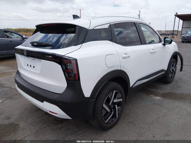 3N8AP6CE6TL324463 Nissan KICKS SV