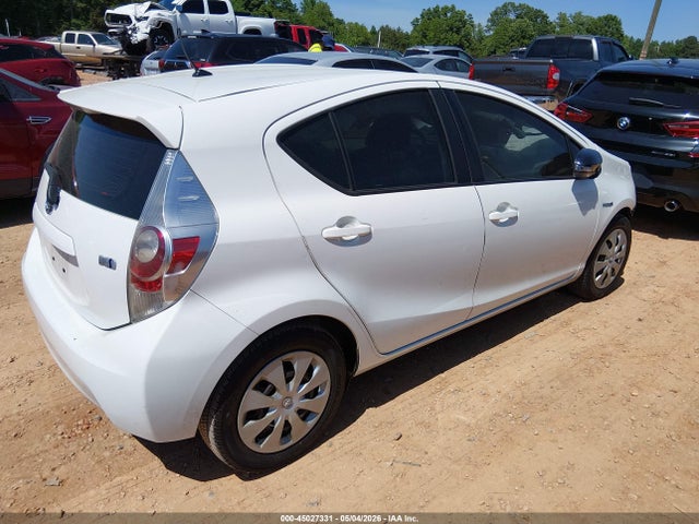 45027331 :رقم المزاد ، JTDKDTB36D1546453 vin ، 2013 Toyota Prius C Two مزاد بيع
